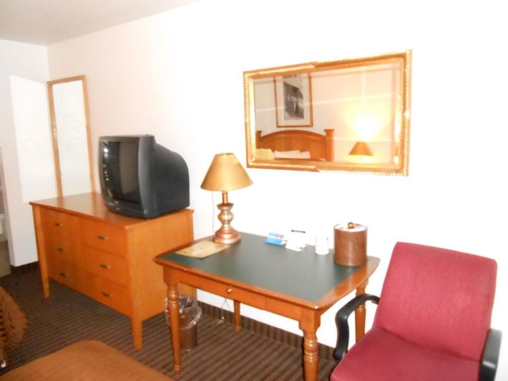 Rodeway Inn Phoenix North I-17 Экстерьер фото