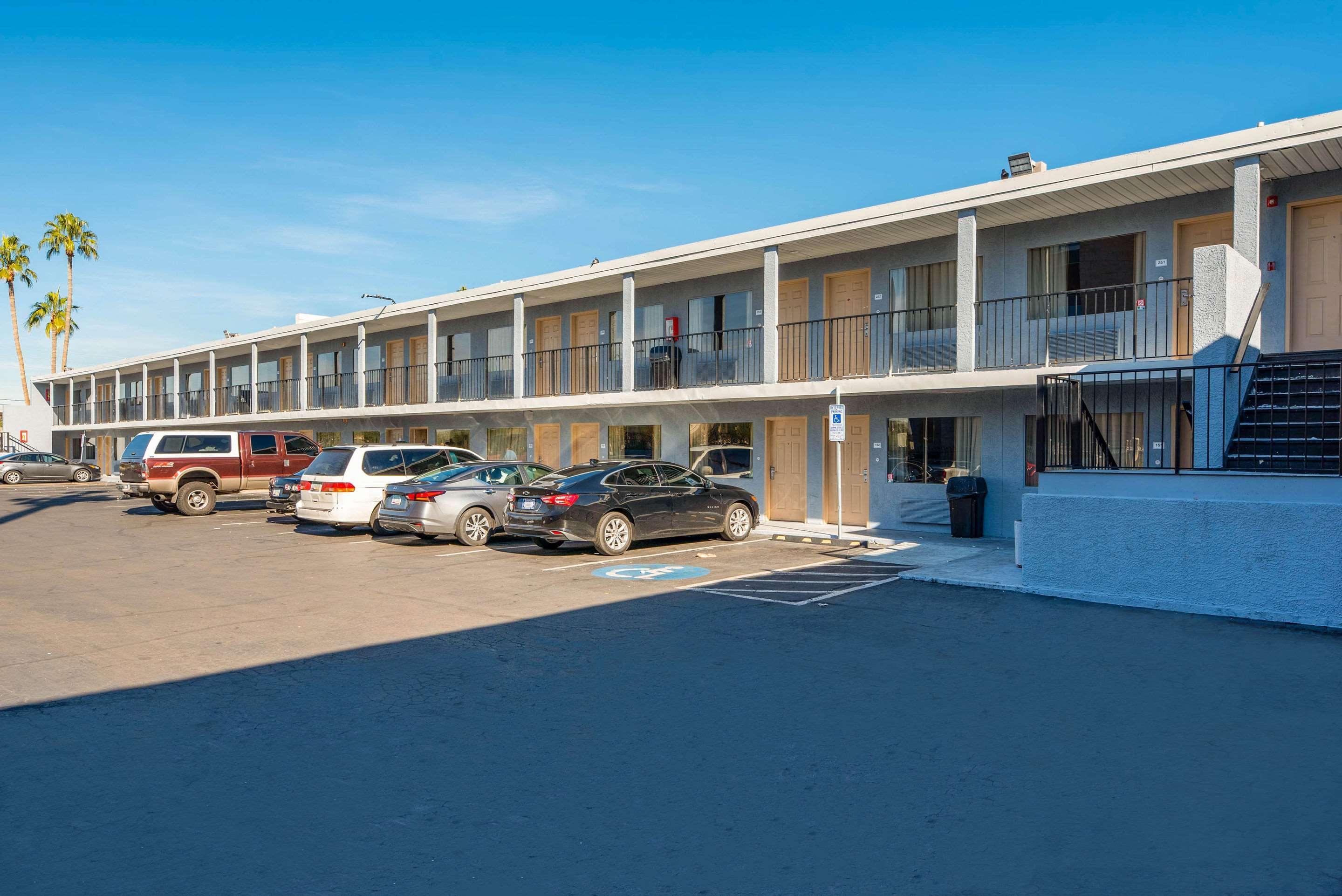 Rodeway Inn Phoenix North I-17 Экстерьер фото