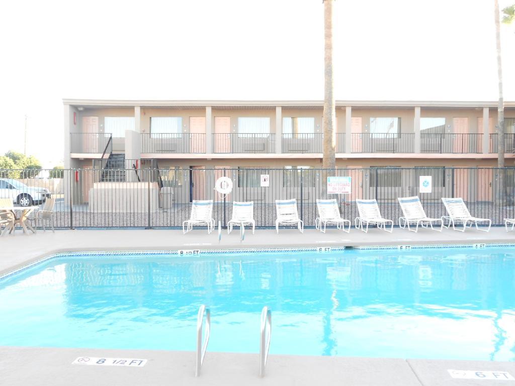 Rodeway Inn Phoenix North I-17 Экстерьер фото