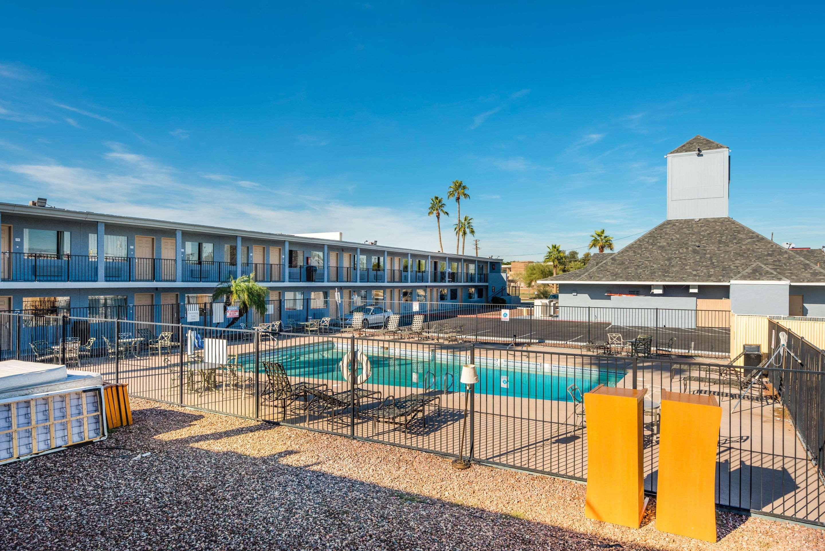Rodeway Inn Phoenix North I-17 Экстерьер фото