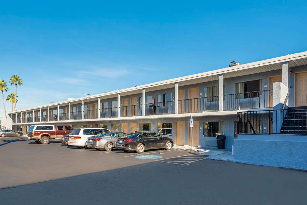 Rodeway Inn Phoenix North I-17 Экстерьер фото